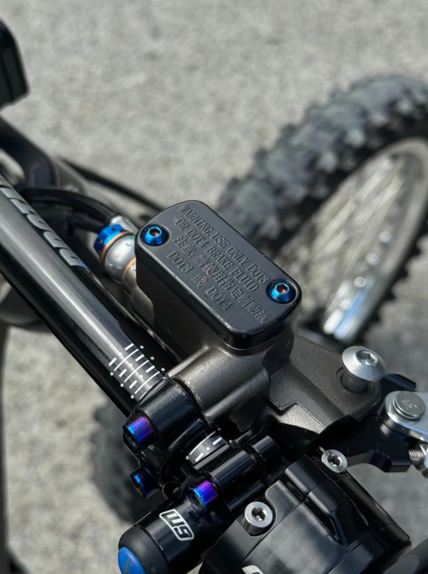 Titanium Ultra Bee Brake Reservoir Bolts
