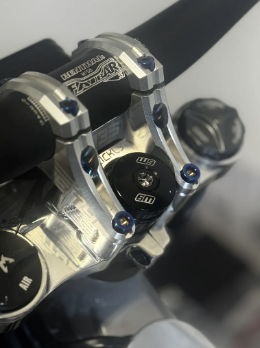 Titanium Direct Mount Riser Bolt